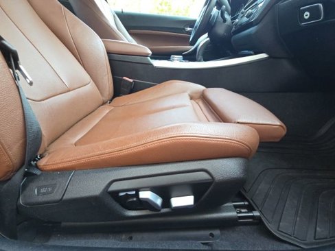 Used 2016 BMW M235i Convertible image 12
