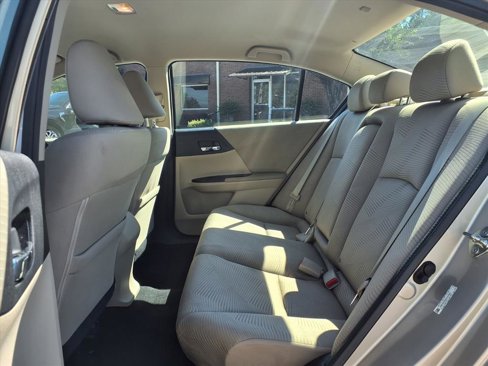 Used 2014 Honda Accord LX image 17
