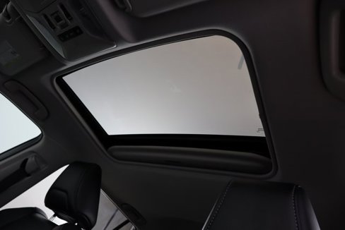 Used 2020 Toyota RAV4 XLE Premium image 24