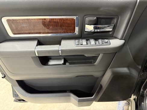 Used 2011 RAM 1500 Laramie image 7