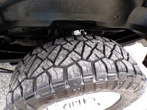 Used 2020 Ford F250 Platinum w/ FX4 Off-Road Package image 14