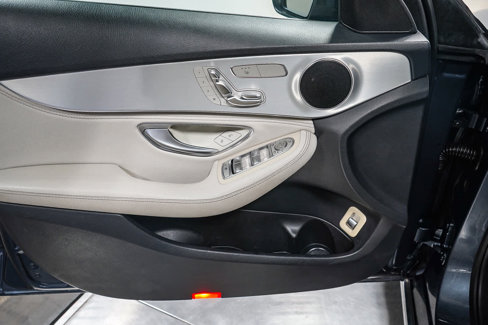 Used 2015 Mercedes-Benz C 300 Sedan image 25