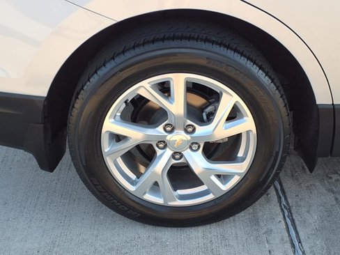 Used 2019 Chevrolet Equinox LT w/ Sun & Navigation Package image 13