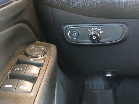 Certified 2022 Chevrolet Equinox LT image 18
