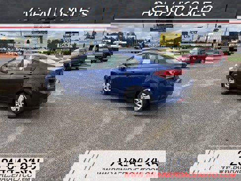 Used 2018 Kia Forte LX image 4