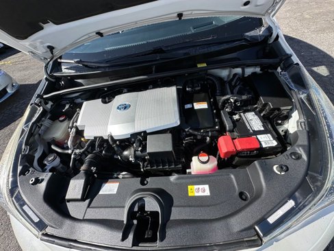 Used 2016 Toyota Prius Four image 22
