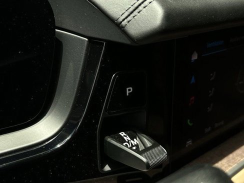 Certified 2024 Porsche Cayenne Coupe image 24