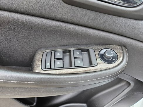 Used 2015 Chevrolet Malibu LT image 20
