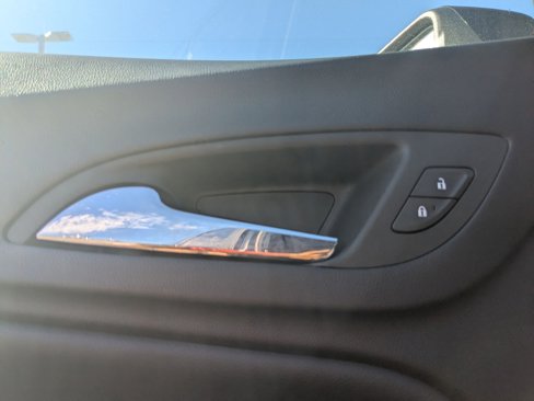 Used 2022 Chevrolet Equinox LT image 13