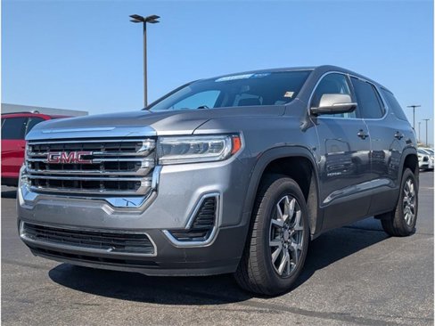 Used 2022 GMC Acadia SLE image 3