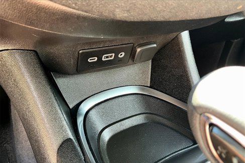 Used 2023 Chevrolet Malibu LT image 16
