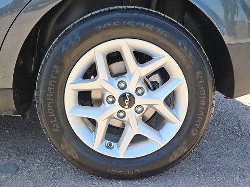 Used 2022 Kia Soul LX w/ Technology Package image 13
