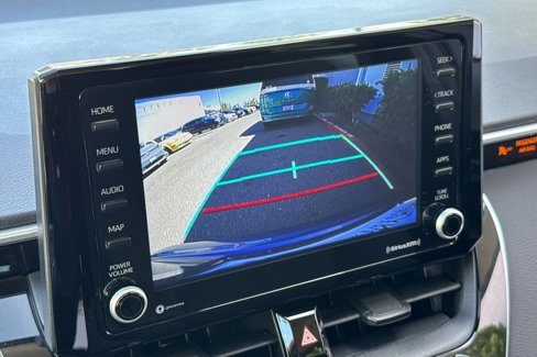 Used 2022 Toyota Corolla LE image 18