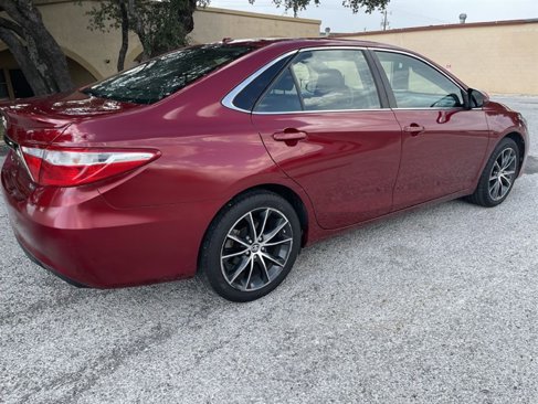 Used 2015 Toyota Camry XLE image 7