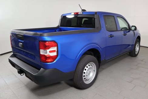 New 2025 Ford Maverick XL image 5