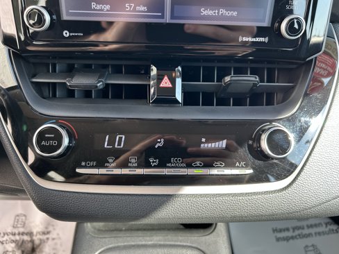 Certified 2022 Toyota Corolla LE image 27