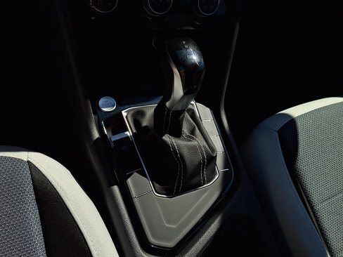 New 2025 Volkswagen Taos S image 8
