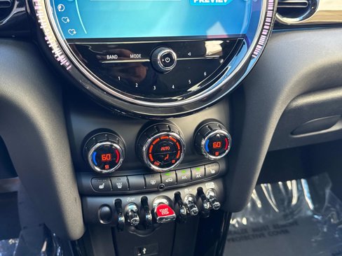 Certified 2023 MINI Cooper S image 18