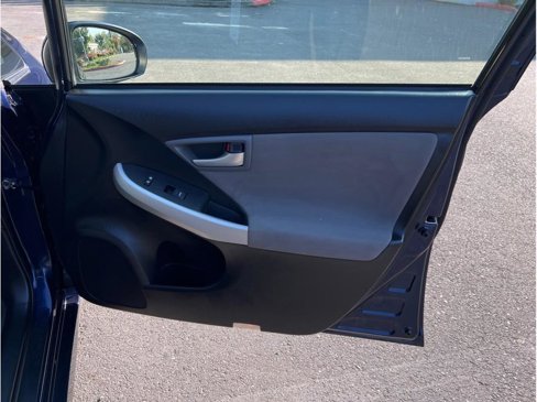 Used 2013 Toyota Prius Two image 19