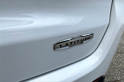 Used 2022 Jeep Compass Latitude w/ Convenience Group image 24