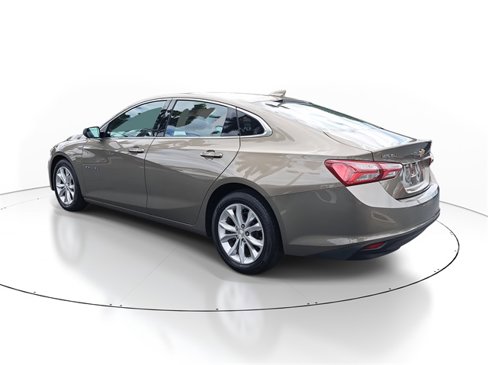 Used 2020 Chevrolet Malibu LT w/ Leather Package image 4