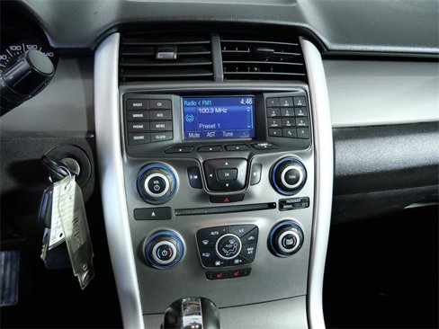 Used 2013 Ford Edge SEL image 18
