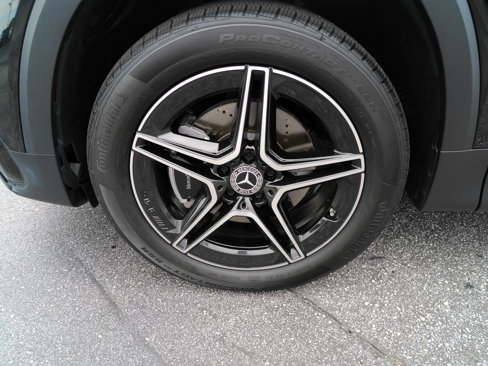 Certified 2024 Mercedes-Benz GLB 250 image 9
