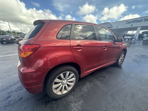 Used 2011 Mitsubishi Outlander Sport SE image 3