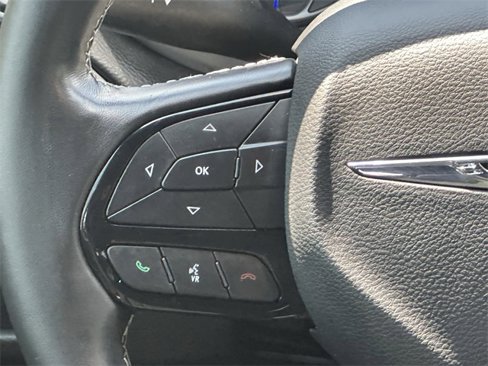 Used 2019 Chrysler Pacifica Touring Plus w/ S Appearance Package image 12