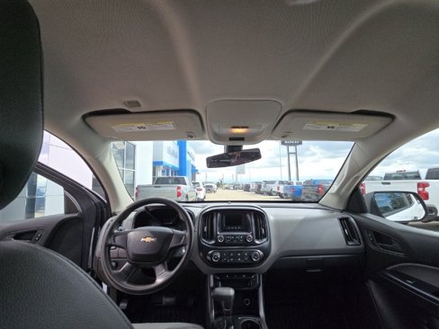 Used 2015 Chevrolet Colorado W/T image 14