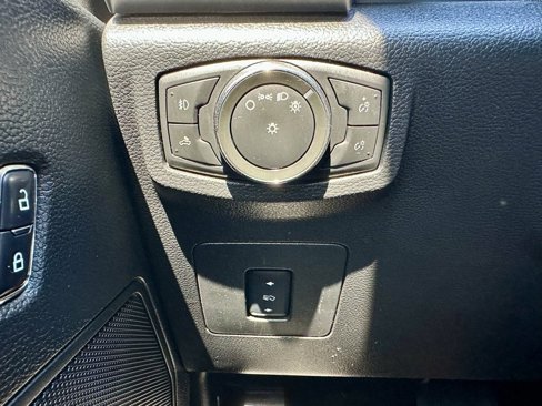 Used 2016 Ford F150 XLT w/ Equipment Group 301A Mid image 18