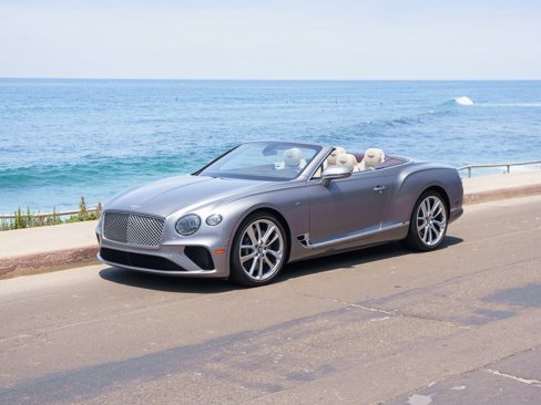 Used 2022 Bentley Continental GT image 1