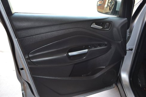 Used 2017 Ford Escape SE image 17