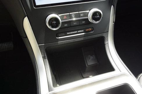 Used 2024 Ford Edge SEL w/ Convenience Package image 25