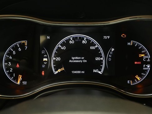Used 2017 Jeep Grand Cherokee Laredo image 14