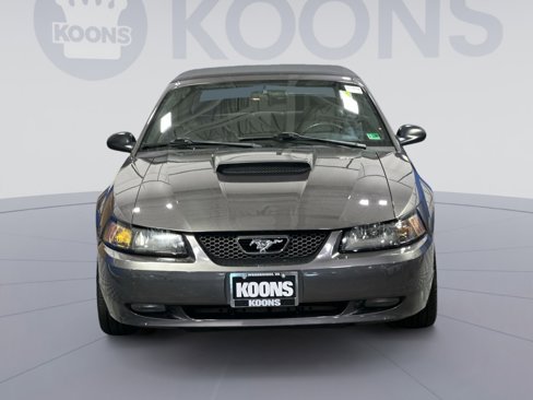 Used 2004 Ford Mustang GT image 11