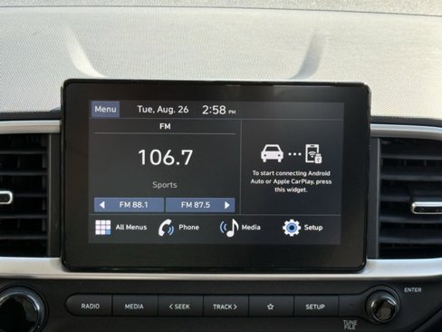 New 2025 Hyundai Venue SE image 22