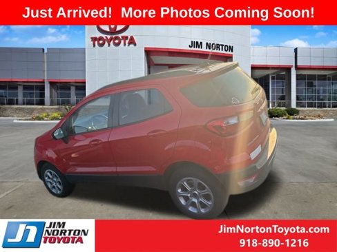 Used 2021 Ford EcoSport SE w/ SE Convenience Package image 3