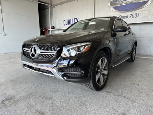 Used 2017 Mercedes-Benz GLC 300 4MATIC Coupe image 8