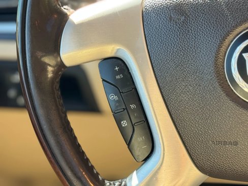 Used 2012 Cadillac Escalade ESV Luxury image 26