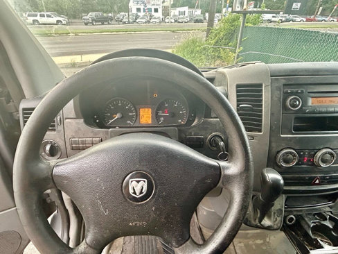 Used 2008 Dodge Sprinter 2500 image 13