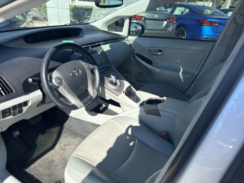 Used 2015 Toyota Prius Four image 10