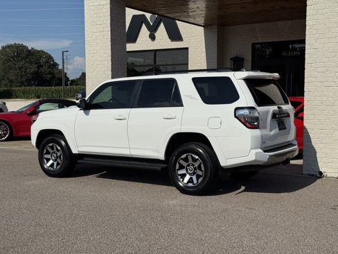 Used 2022 Toyota 4Runner TRD Off-Road image 8