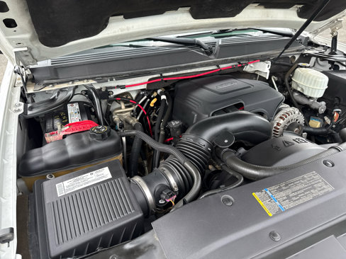 Used 2008 Chevrolet Suburban 2500 w/ Skid Plate Package image 33