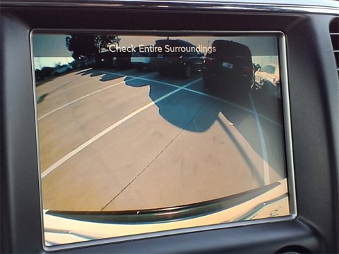 Used 2017 Jeep Grand Cherokee Altitude image 4