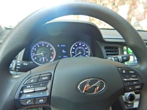 Used 2019 Hyundai Elantra SEL image 20