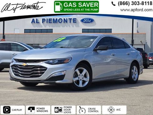 Used 2022 Chevrolet Malibu LS image 1