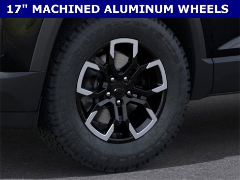 New 2026 Chevrolet Equinox ACTIV image 2