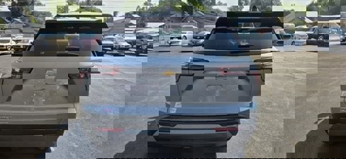 New 2026 Chevrolet Equinox LT w/ Convenience Package II image 5