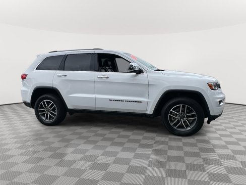 Used 2022 Jeep Grand Cherokee Limited image 8